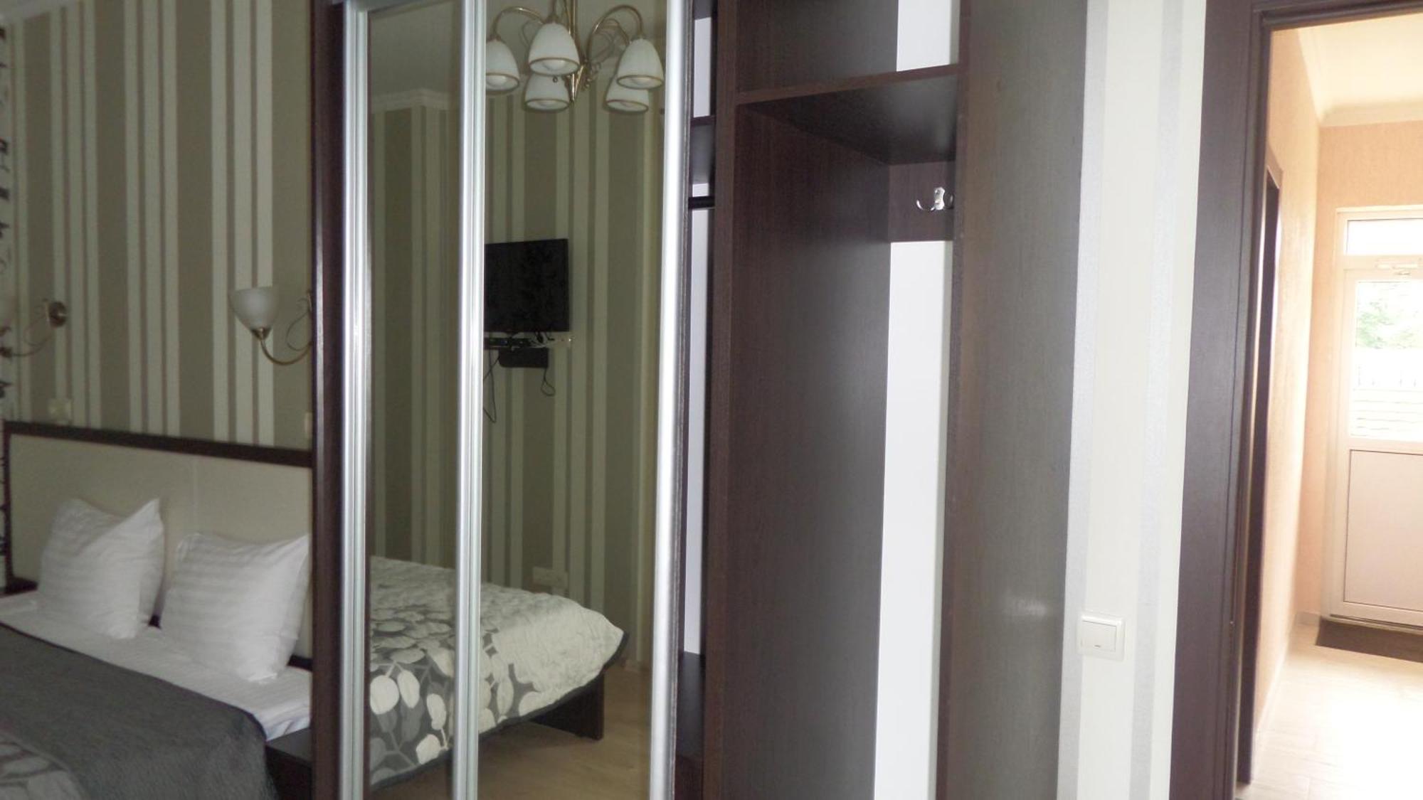 Royal Hotel Харьков Номер фото