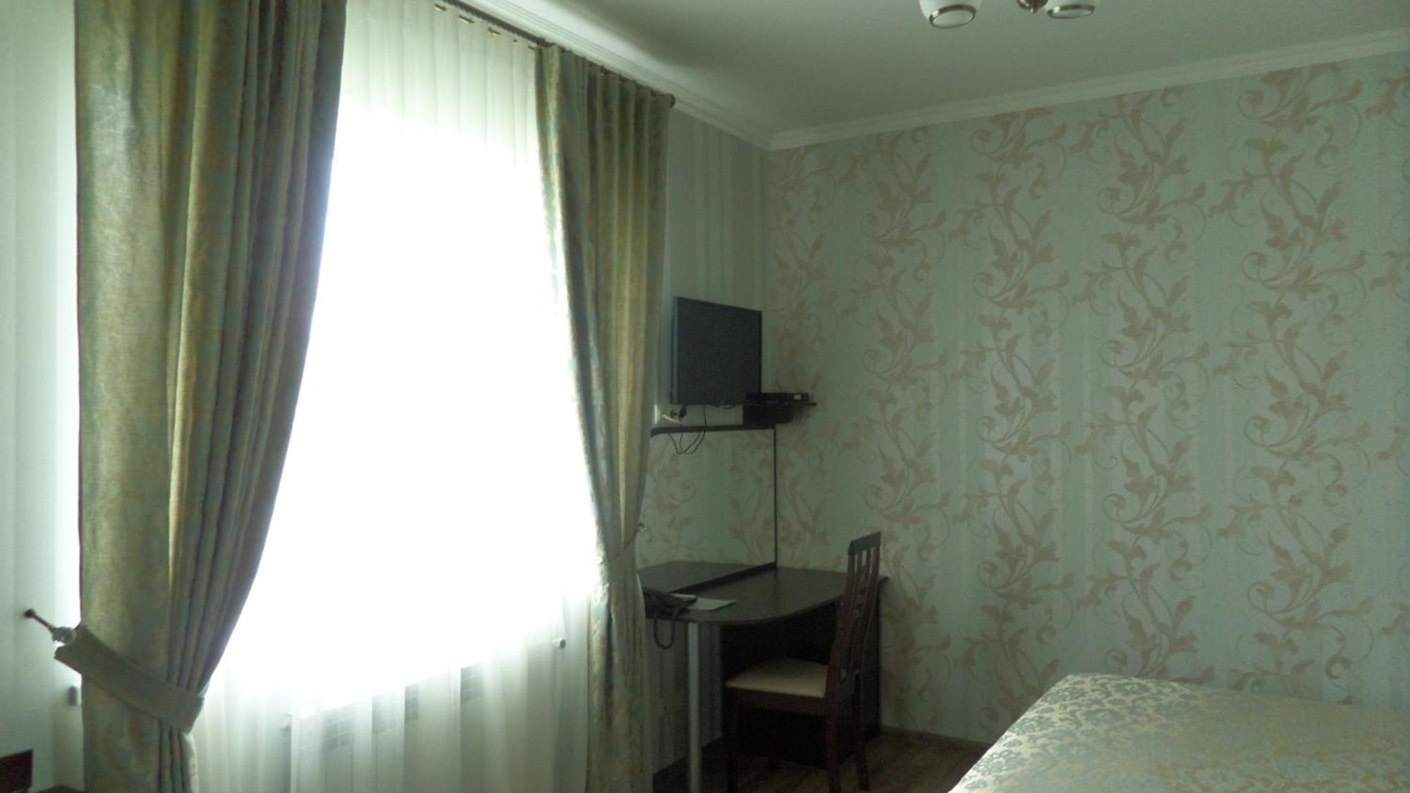 Royal Hotel Харьков Номер фото
