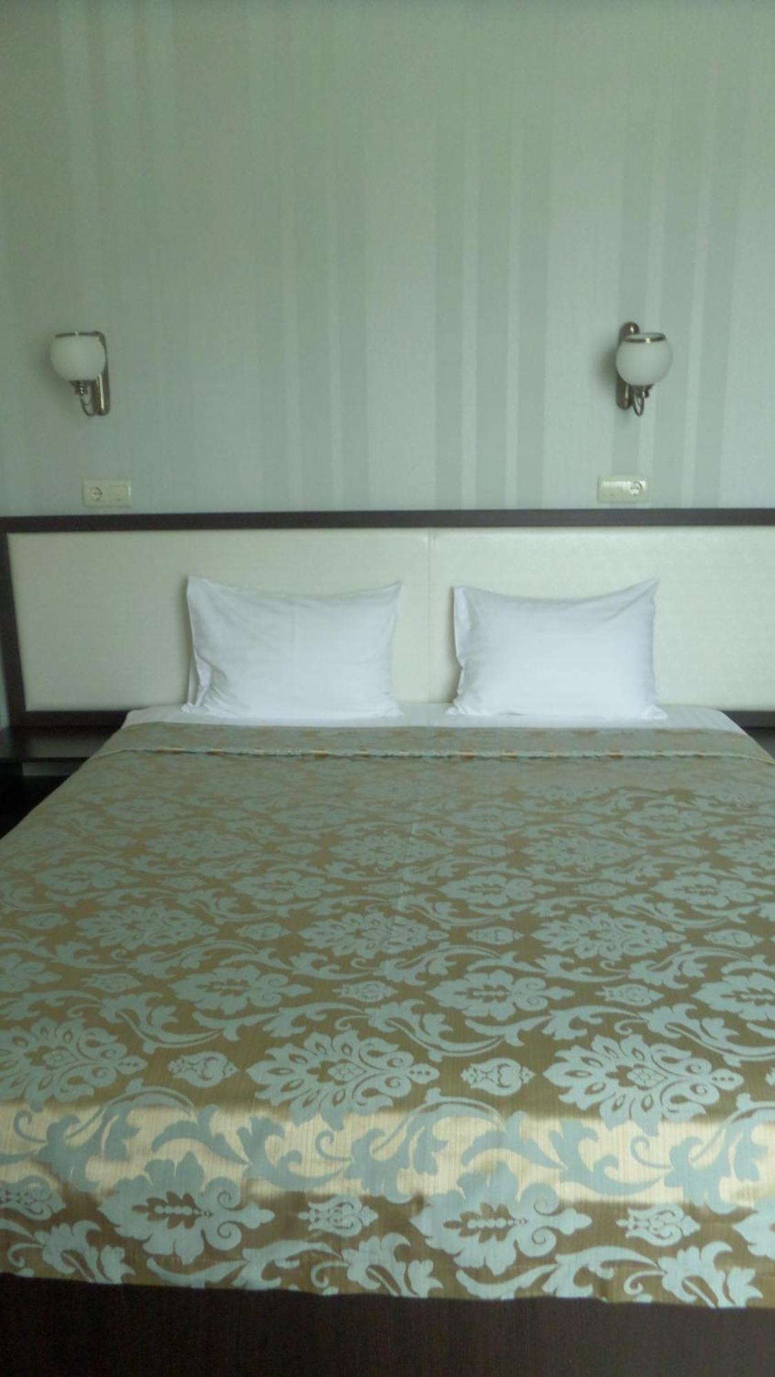 Royal Hotel Харьков Номер фото