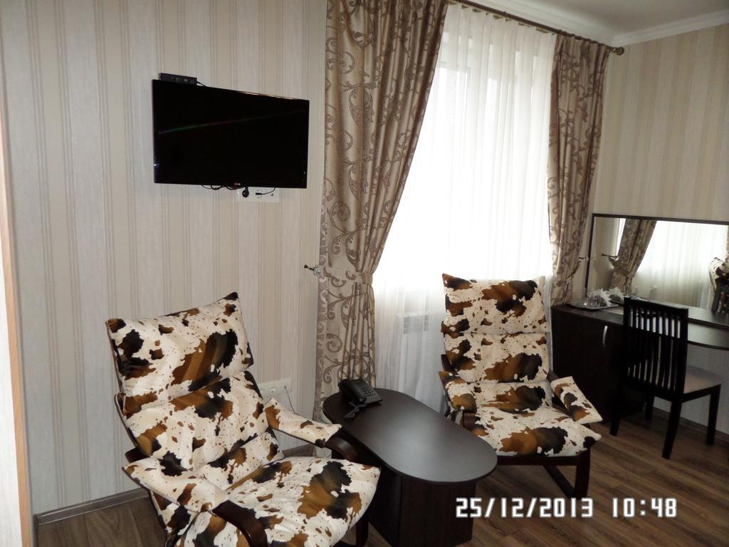 Royal Hotel Харьков Номер фото