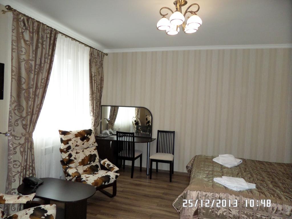 Royal Hotel Харьков Номер фото