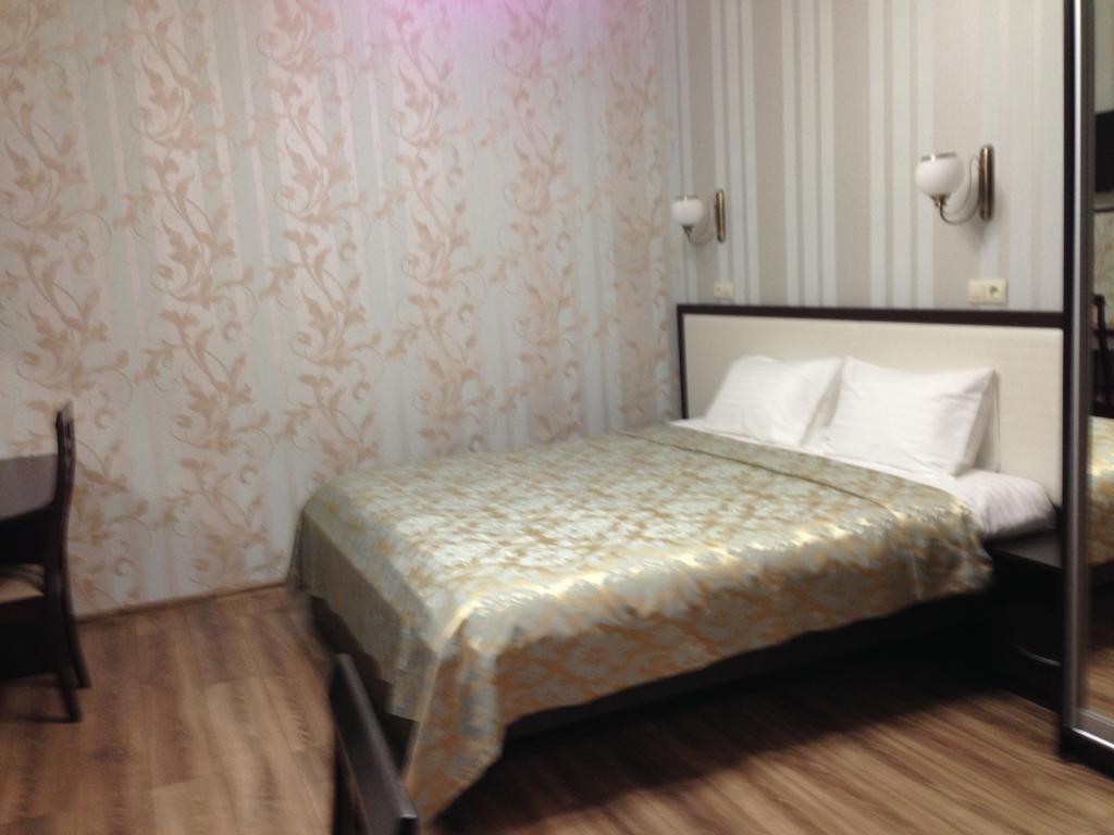 Royal Hotel Харьков Номер фото